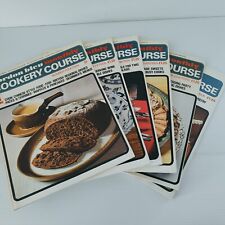 Usado, 6 X Paquete de libro de bolsillo Cordon Bleu curso mensual de cocina 1974 segunda mano  Embacar hacia Argentina