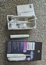 Escova de dentes elétrica recarregável Philips Sonicare ProtectiveClean 5100 - Branca, usado comprar usado  Enviando para Brazil