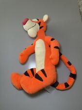 Tienda Disney TIGGER Peluche 18"" Animal de Peluche Tigre Winnie the Pooh, usado segunda mano  Embacar hacia Mexico