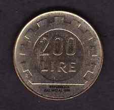 200 lire repubblica usato  Italia