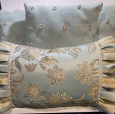 throw pillows coordinating for sale  Beaufort