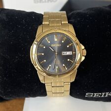 Relógio masculino SEIKO quartzo tom dourado ESSENTIALS aço inoxidável SUR358 MSRP: US$ 265 comprar usado  Enviando para Brazil