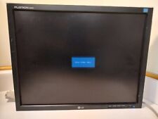 LG Flatron L2000C-BF 18"Monitor 2005 Powers Up for sale  Shipping to South Africa