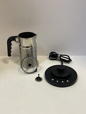 Używany, Nespresso Aeroccino 4 Mleko Elektryczny podgrzewacz Zimne lub gorące napoje z trzepaczką na sprzedaż  Wysyłka do Poland