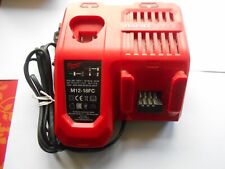 Chargeur milwaukee m12 d'occasion  Boën