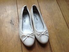 Chaussures fille neuves d'occasion  Noisy-le-Grand