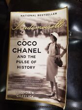 Mademoiselle : Coco Chanel and the Pulse of History por Rhonda K. Garelick (2015, comprar usado  Enviando para Brazil
