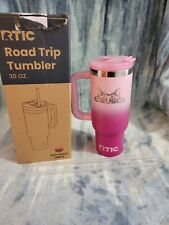 Vaso RTIC Road Trip 30 oz. Very Berry Ombre Cat Face NUEVO segunda mano  Embacar hacia Mexico