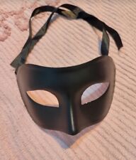 Maschera veneziana nera usato  Seravezza