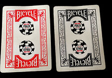 Usado, 2 tarjetas de intercambio de póquer rojas y negras de bicicleta vintage de la Serie Mundial de póquer segunda mano  Embacar hacia Argentina