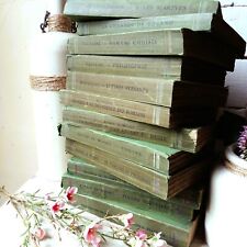 Antique books. green d'occasion  Sauzé-Vaussais