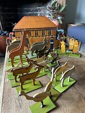 Maravilloso juguete antiguo de madera Arca de Noé - arte popular 22 animales/5 personas, usado segunda mano  Embacar hacia Argentina