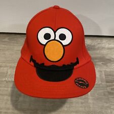 Usado, Gorra de béisbol Sesame Streets Elmo Face bordada flexible ajustada 7 1/4 segunda mano  Embacar hacia Argentina