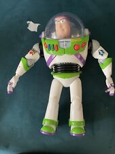 Figura parlante de Toy Story Buzz Lightyear de Disney Store segunda mano  Embacar hacia Argentina