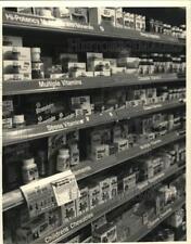 Foto de prensa 1984 vitaminas y suplementos dietéticos que los estadounidenses toman regularmente segunda mano  Embacar hacia Mexico