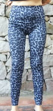 Leopard print leggings usato  Santa Teresa Gallura