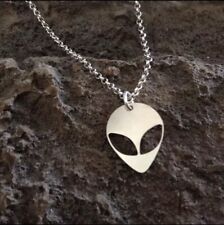 Coleção UFO: colar pingente de cabeça alienígena de aço inoxidável com corrente de 20 pol. comprar usado  Enviando para Brazil