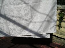 Grande nappe damassée d'occasion  Sedan