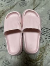 Sandálias antiderrapantes Cloud Slippers para mulheres e homens aconchegantes travesseiros tamanho 8,5 homens comprar usado  Enviando para Brazil