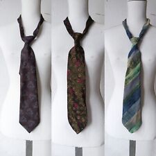 Cravatte vintage 70s usato  Torrita Di Siena