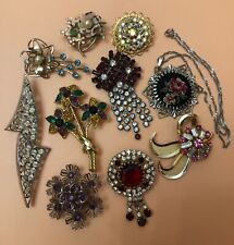 Lot vintage brooches for sale  Shipping to Ireland