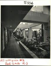 1986 Press Photo Atrium Andar do complexo de apartamentos em 700 S. Peters, Nova Orleans comprar usado  Enviando para Brazil