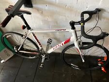 Giant defy white for sale  SWANSEA