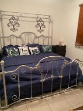 King size bed for sale  Hollywood