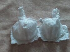 White triumph bra for sale  COTTINGHAM