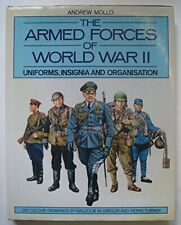 THE ARMED FORCES OF WORLD WAR II: UNIFORMS, INSIGNIA AND OR... by Mollo, Andrew. segunda mano  Embacar hacia Argentina