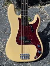 Usado, 1960 Fender Precision Bass um corpo de cinza peso pena laje pescoço P baixo em um orçamento comprar usado  Enviando para Brazil