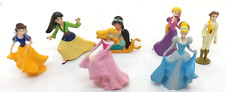 Lote de 7 figuras de princesas Disney de 2,5"" tapas de pasteles Jazmín Blancanieves Mulán segunda mano  Embacar hacia Argentina