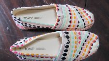 Sapato Mocassim Toms Multicolorido, Feminino Tamanho 7 NOVO comprar usado  Enviando para Brazil