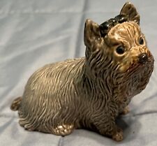 Heredities England The Charm of Creamware Yorkshire Terrier w/ Ball Figurine d'occasion  Expédié en Belgium