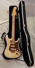 fender deluxe players stratocaster for sale  Robbinsville