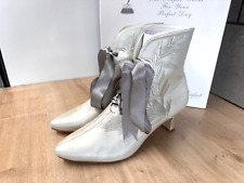 Perfect wedding boots for sale  HARROW