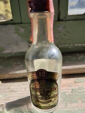 Botella en miniatura de whisky escocés mezclado Chivas Regal con sello y etiqueta intacta. segunda mano  Embacar hacia Argentina