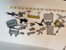 Lote de 27 artículos militares de juguete Misc juguete del ejército segunda mano  Embacar hacia Argentina