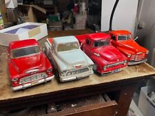 Usado, Lote de 4 camionetas pickup diecast escala 1:24 - Chevy Ford, Maisto, 1950 1955 1956 segunda mano  Embacar hacia Mexico