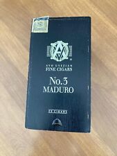 Caja de cigarros negra vintage Avo Uvezian Maduro Nº3, tapa deslizante y sellos intactos, usado segunda mano  Embacar hacia Argentina