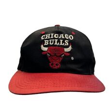 Snapback preto vintage anos 90 Chicago Bulls comprar usado  Enviando para Brazil