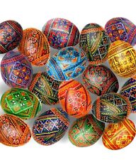 Surtido de huevos de Pascua ucranianos pintados de madera tamaño regular de gallina, geométricos, Pysanky segunda mano  Embacar hacia Argentina