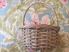 Beautiful sewing basket d'occasion  Expédié en France