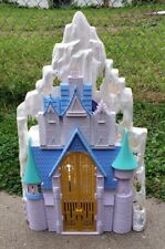 2013 Disney Frozen Ice 2 en 1 Elsa Ice Castle Palace casa de muñecas juego Mattel, usado segunda mano  Embacar hacia Mexico