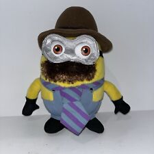 Despicable Me - Kevin el Minion con gafas, sombrero, bigote, suspendedores y corbata segunda mano  Embacar hacia Argentina