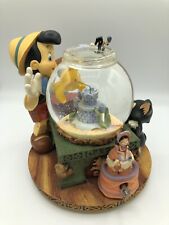 cendrillon carrosse snowglobe d'occasion cendrillon carrosse snowglobe d'occasion Expédié en France