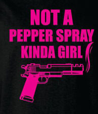 NOT A PEPPER SPRAY KINDA GIRL Polo Feminino XS-6XL Direitos de Armas Femininas 2ª Emenda comprar usado  Enviando para Brazil