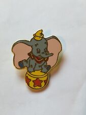 Disney pin trading d'occasion  Donges