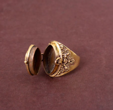 Natural Garnet poison ring . Gold Garnet hidden box ring for sale  Shipping to South Africa