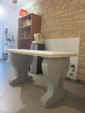 Tavolo in marmo bianco anticato con zampe in pietra serena massello sagomata H78 usato  Cagli
